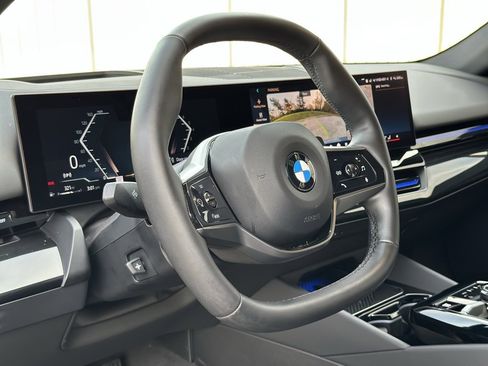 Certified 2024 BMW 530i xDrive w/ Premium Package image 18