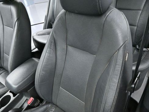 Used 2013 Hyundai Elantra GT w/ Style Pkg FWD image 14