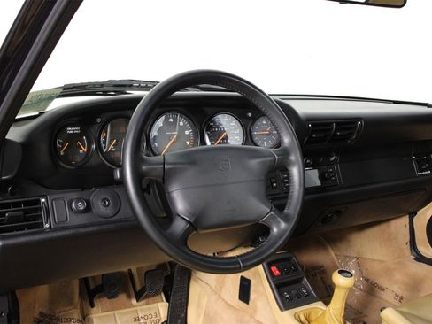 Used 1995 Porsche 911 Carrera image 4