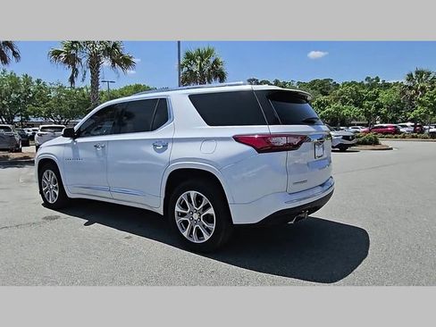Used 2019 Chevrolet Traverse Premier w/ Driver Confidence II Package FWD image 22
