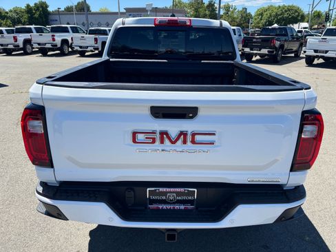 New 2025 GMC Canyon Elevation w/ Convenience Package image 6