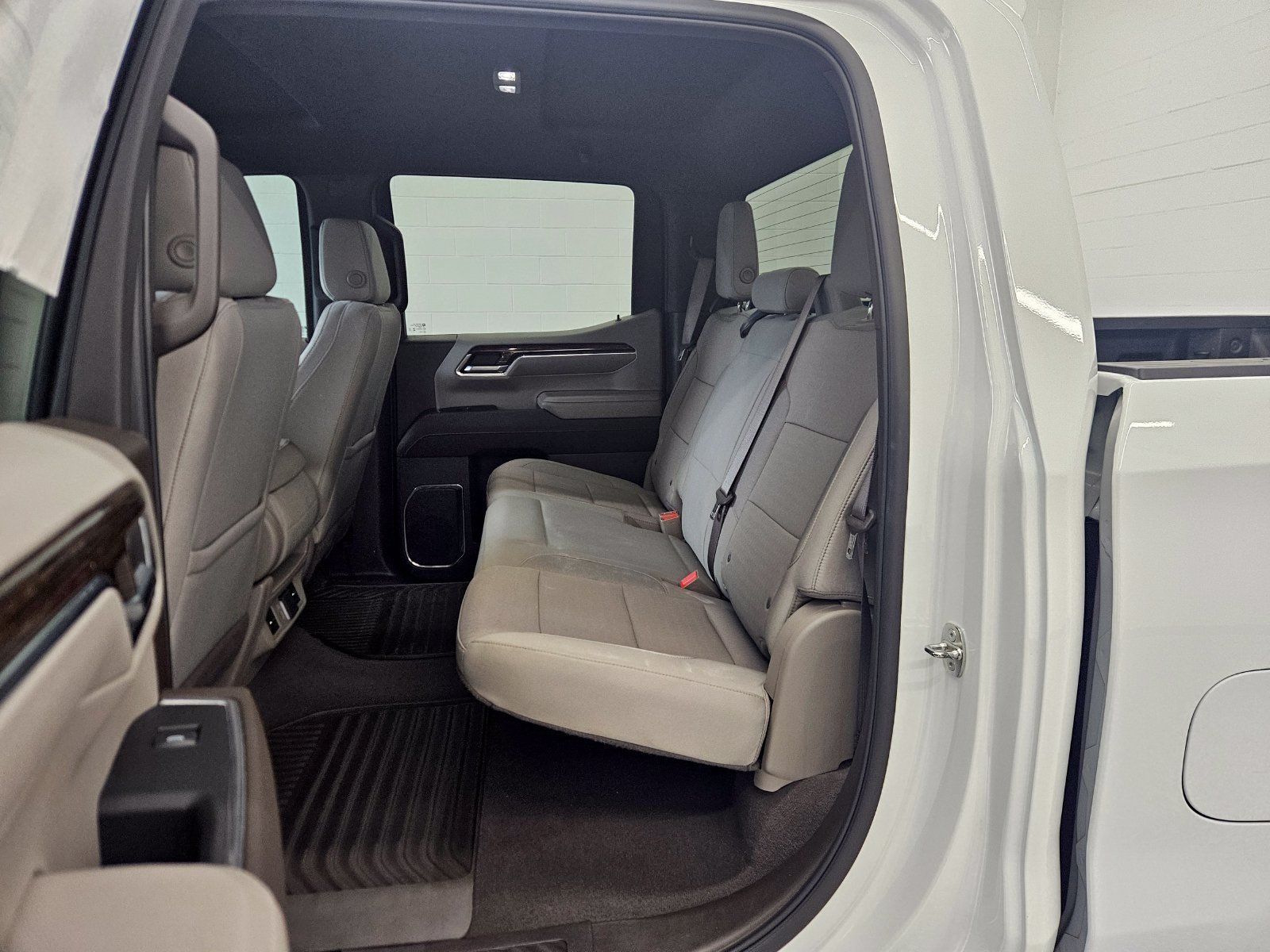 Used 2024 GMC Sierra 1500 SLE AWD/4WD image 38