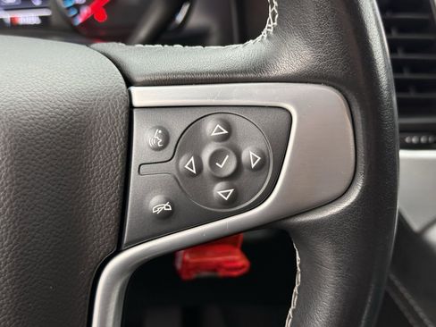 Used 2020 GMC Yukon SLE w/ SLE Value Package image 17