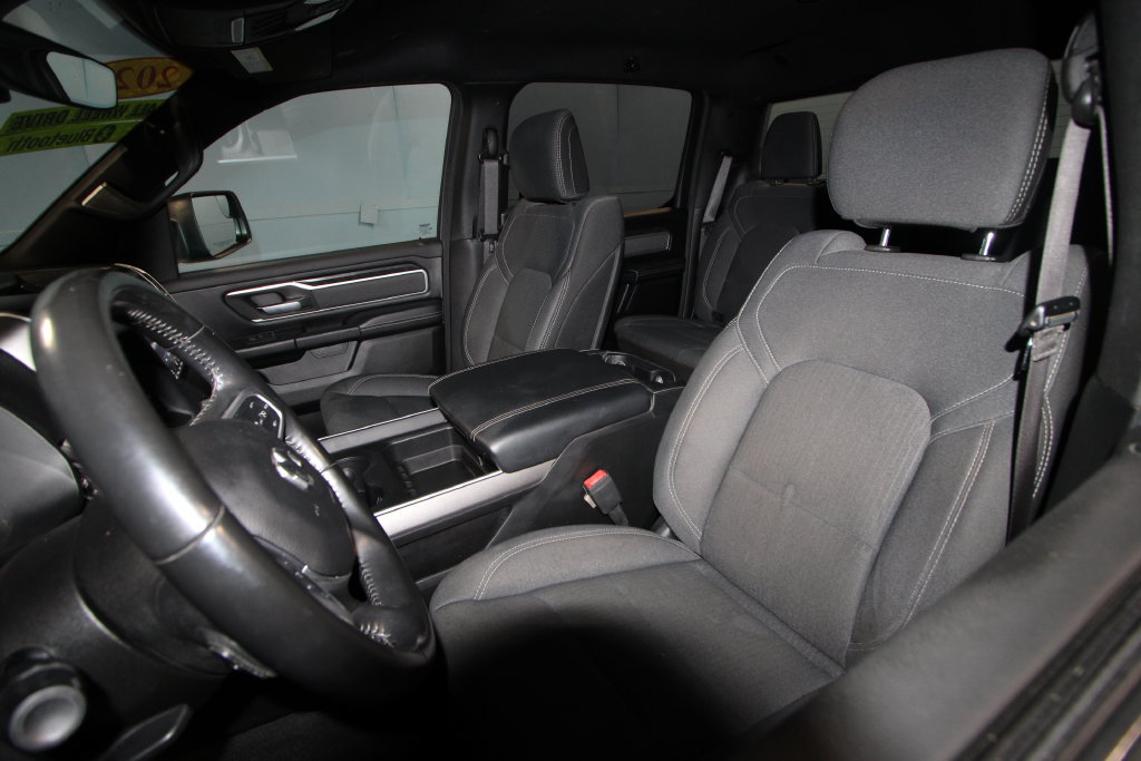 Used 2021 RAM 1500 Big Horn AWD/4WD image 4
