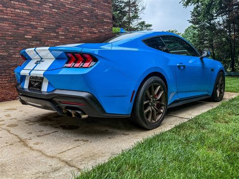 Used 2024 Ford Mustang GT Premium RWD image 37