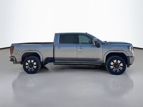 Used 2025 GMC Sierra 2500 Denali w/ Denali Reserve Package AWD/4WD image 5