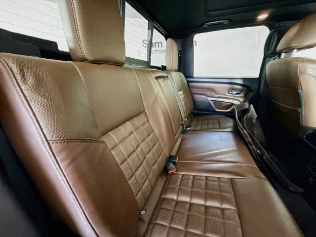 Used 2021 Nissan Titan Platinum Reserve w/ Moonroof Package AWD/4WD image 28