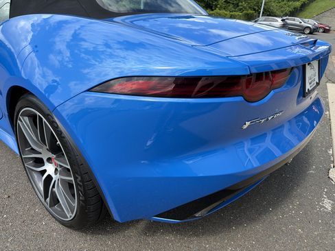 Used 2018 Jaguar F-TYPE R-Dynamic AWD/4WD image 14