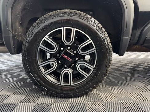 Used 2022 GMC Sierra 2500 AT4 w/ AT4 Preferred Package AWD/4WD image 37