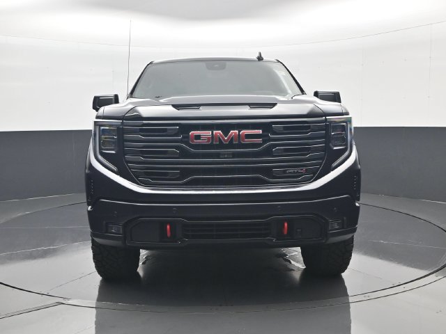 Used 2023 GMC Sierra 1500 AT4 w/ AT4 Premium Package AWD/4WD image 2