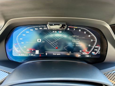 Used 2023 BMW X6 M Base w/ Executive Package image 41