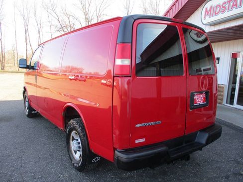 Used 2009 Chevrolet Express 3500 image 6