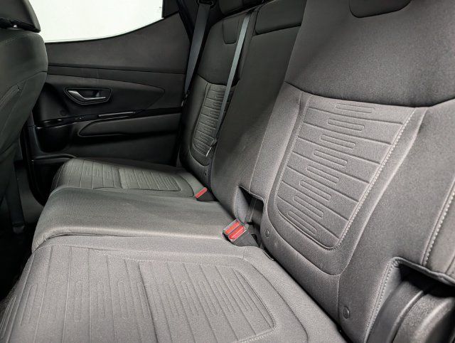 Used 2023 Hyundai Santa Cruz SEL Premium AWD/4WD image 14