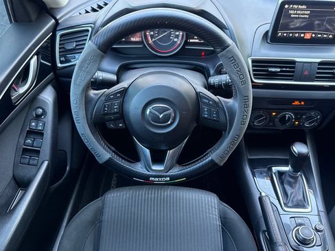 Used 2015 MAZDA MAZDA3 i Touring FWD image 16