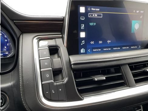 Used 2022 Chevrolet Tahoe Z71 AWD/4WD image 48