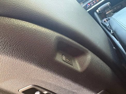 Used 2024 Kia Sportage EX FWD image 13