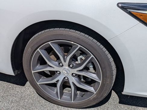 Used 2022 Acura ILX w/ Premium Package FWD image 9