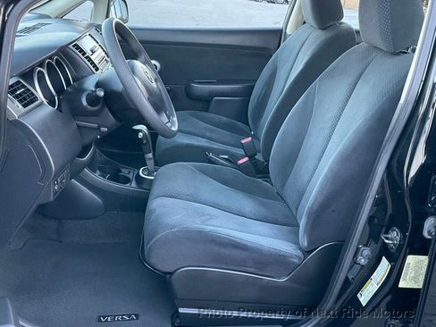 Used 2011 Nissan Versa 1.8 S image 9