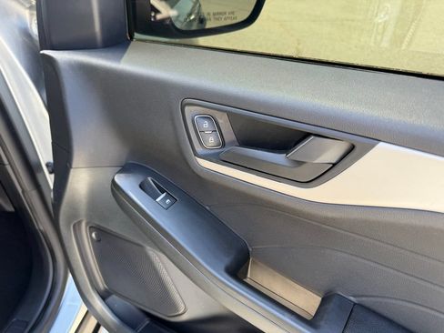Used 2022 Ford Escape S AWD/4WD image 29