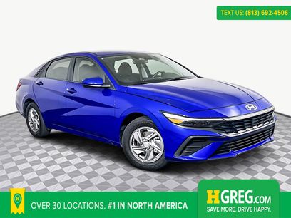 Used 2025 Hyundai Elantra SE w/ Cargo Package