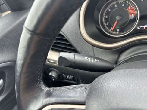 Used 2018 Jeep Cherokee Limited w/ High Altitude Package image 22