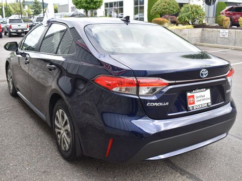 Certified 2021 Toyota Corolla LE FWD image 7