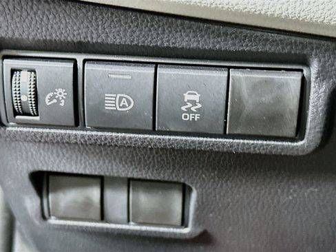 Used 2026 Toyota Corolla Cross L FWD image 17