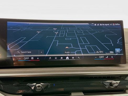 New 2026 BMW X5 xDrive50e w/ Climate Comfort Package image 12