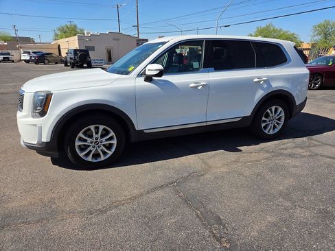 Used 2020 Kia Telluride LX FWD image 6