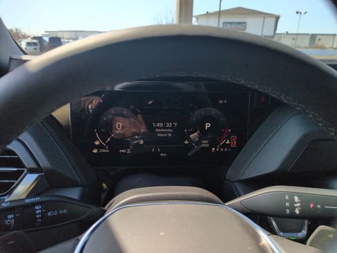 New 2026 GMC Yukon Denali w/ Sun & Power Step Package image 21