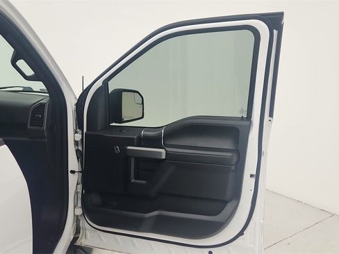 Used 2018 Ford F150 XLT w/ Equipment Group 302A Luxury image 23