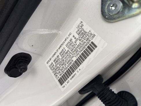 Certified 2020 Acura TLX w/ Technology Package image 40