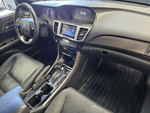 Used 2017 Honda Accord Sport Special Edition image 5