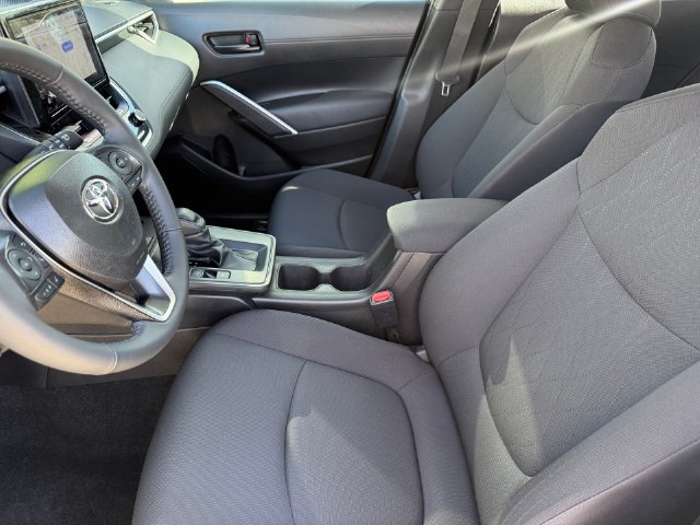 Used 2026 Toyota Corolla Cross LE FWD image 13