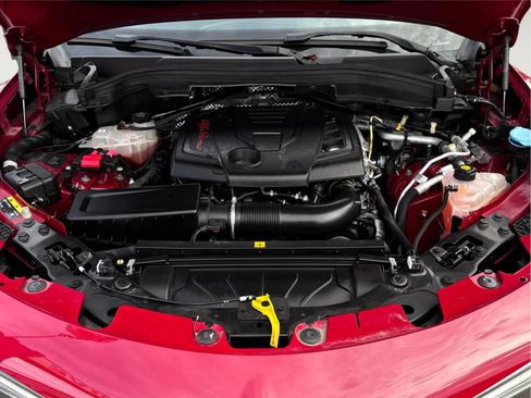 Used 2022 Alfa Romeo Stelvio Sprint image 29