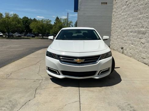 Used 2018 Chevrolet Impala LT w/ LT Convenience Package FWD image 11