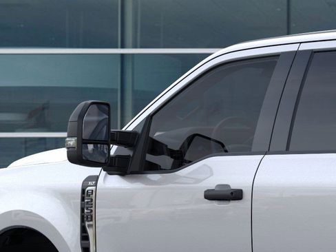 New 2026 Ford F250 XLT image 22