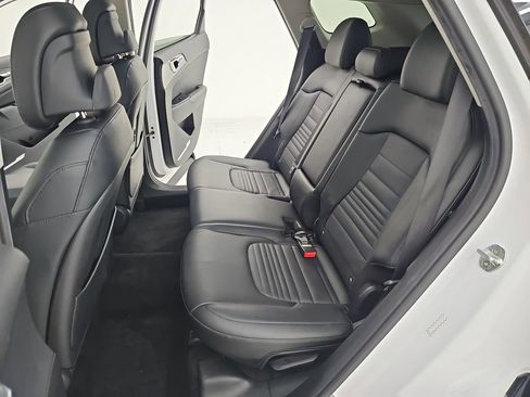 Used 2023 Kia Sportage SX FWD image 19