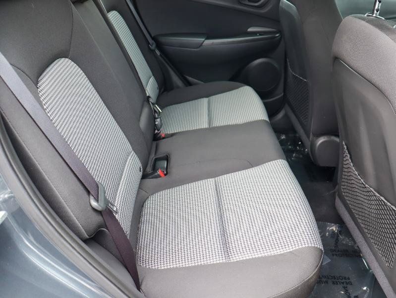 Used 2020 Hyundai Kona SE w/ Cargo Package FWD image 13