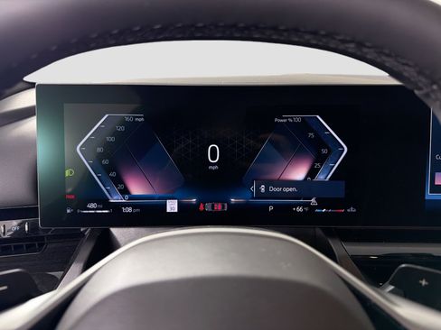 New 2026 BMW 530i xDrive w/ Premium Package image 10