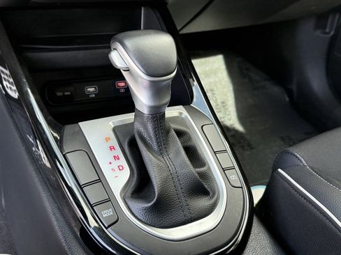 Used 2024 Kia Forte GT-Line w/ GT-Line Premium Package image 25