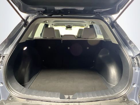 Used 2023 Toyota Corolla Cross LE image 34