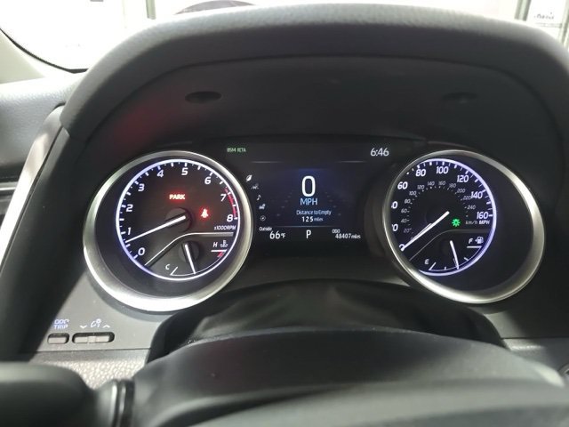 Used 2021 Toyota Camry XLE AWD/4WD image 12