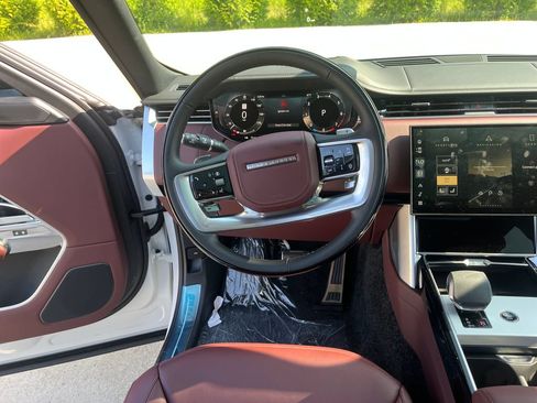 New 2026 Land Rover Range Rover SE AWD/4WD image 14