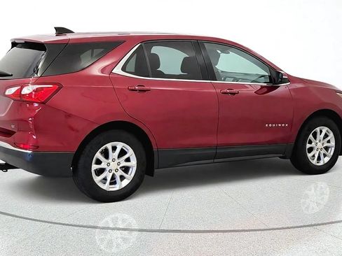 Used 2018 Chevrolet Equinox LT FWD image 9