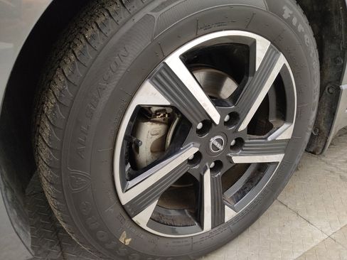 Used 2024 Nissan Sentra SV w/ All-Weather Package FWD image 31
