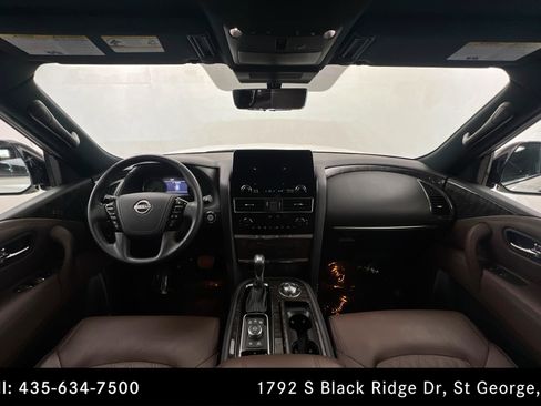 Used 2023 Nissan Armada Platinum w/ Captain's Chairs Package AWD/4WD image 9