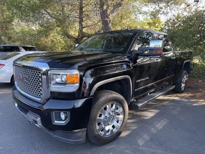 Used 2016 GMC Sierra 2500 Denali w/ Duramax Plus Package