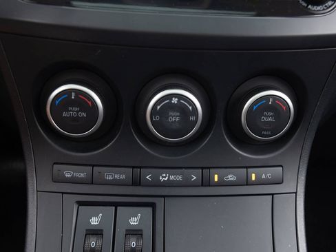 Used 2013 MAZDA MAZDA3 i Grand Touring FWD image 32