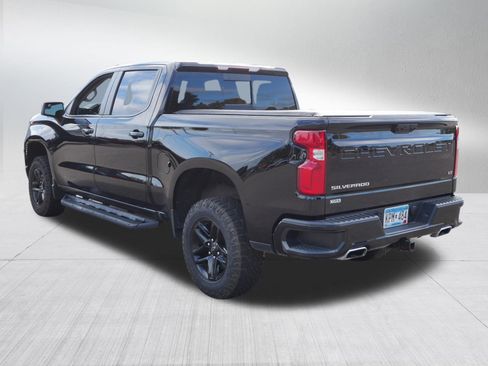 Used 2023 Chevrolet Silverado 1500 LT Trail Boss w/ Convenience Package II image 5